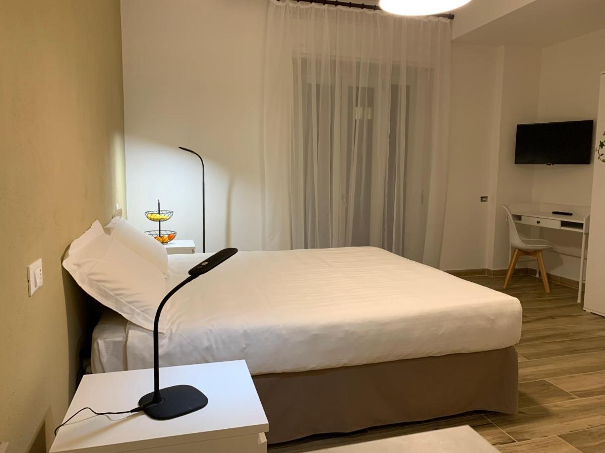 Dimore In Residenze Asproni 24 Cagliari Bagian luar foto