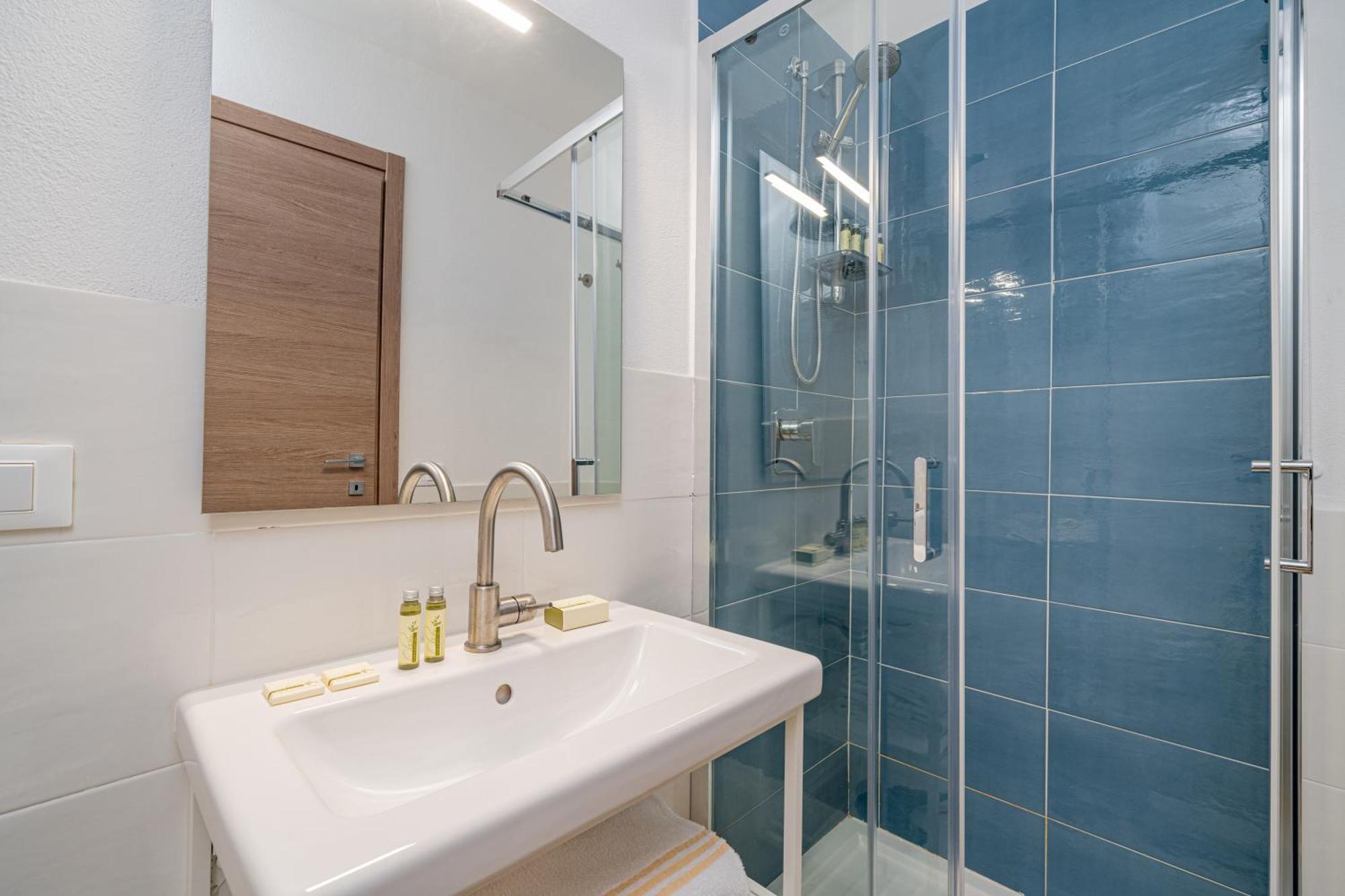 Dimore In Residenze Asproni 24 Cagliari Bagian luar foto